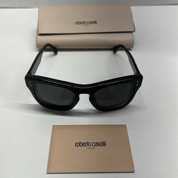 Roberto Cavalli Sunglasses Square Sun Glasses Carrying Case RC 1136 01A Black - Picture 1 of 11